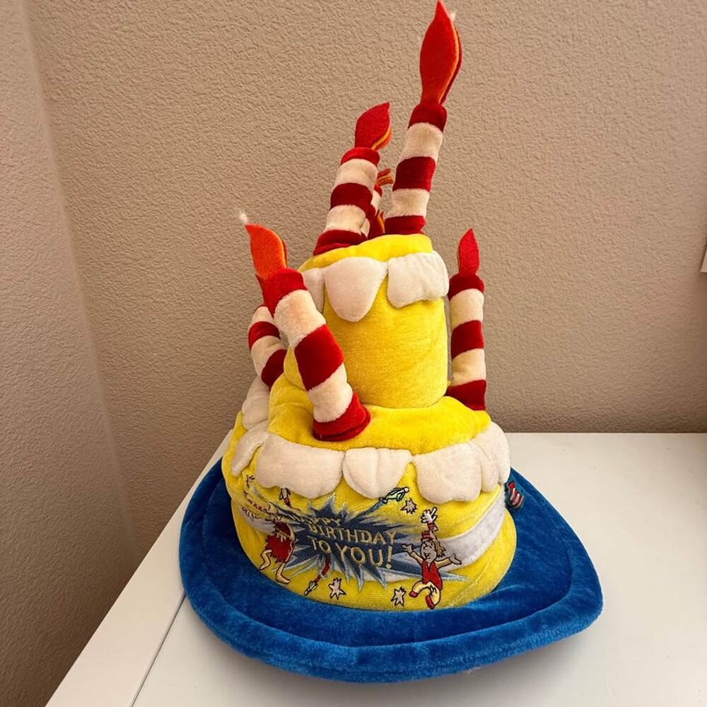 HAPPY BIRTHDAY HAT Plush multi-tier yellow birthday cake hat